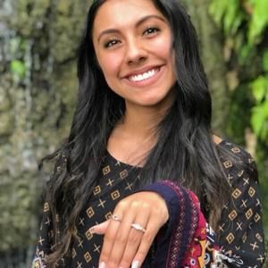 Meet your Posher, Jasmine